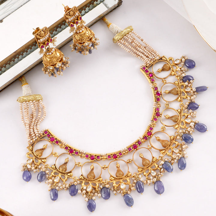 Talisman Short Necklace Set