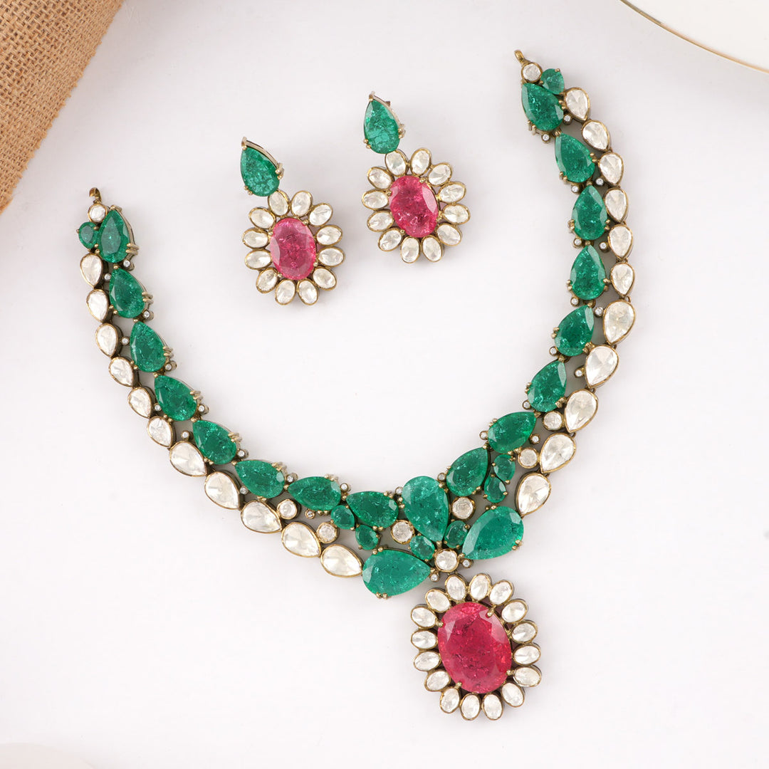 Sparkling Short Necklace Set