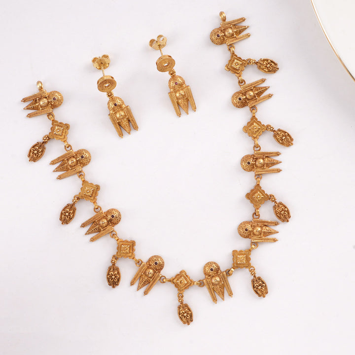 Meadow Glow Short Necklace Set