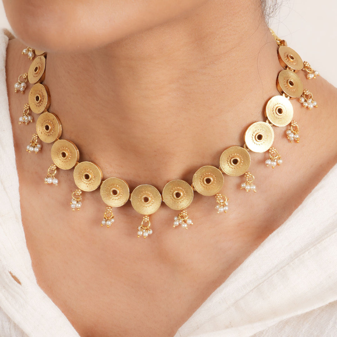 Dainty Short Necklace