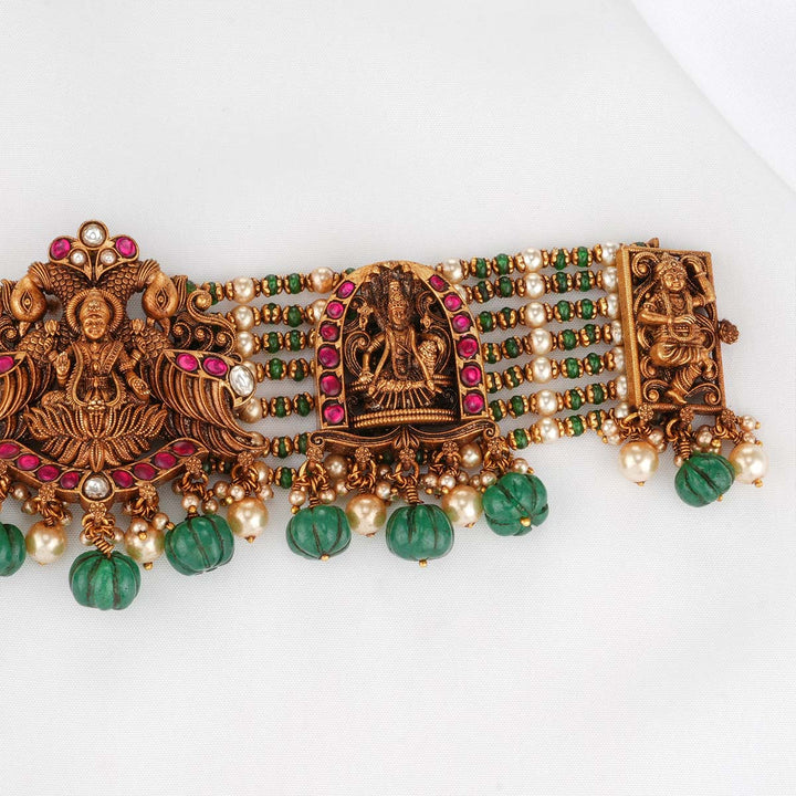 Divisha Nagas Choker