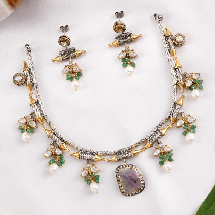 Marvellous Short Necklace Set