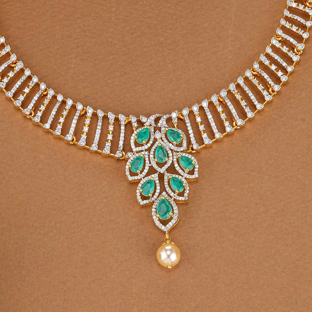 Luxurious Avikam Short Necklace Set