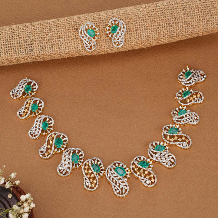 Radiance Avikam Short Necklace Set