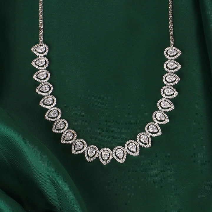 Hailey Short Necklace Set