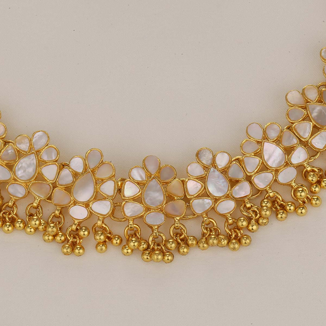 Virshali Short Necklace Set