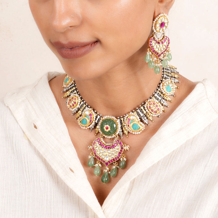 Wanderbloom Short Necklace Set