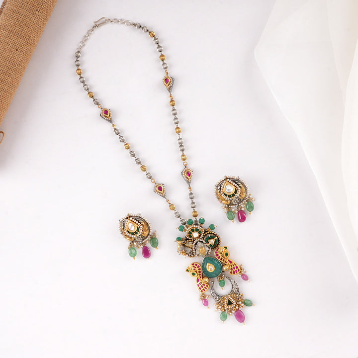 Golden Earth Crown Necklace Set