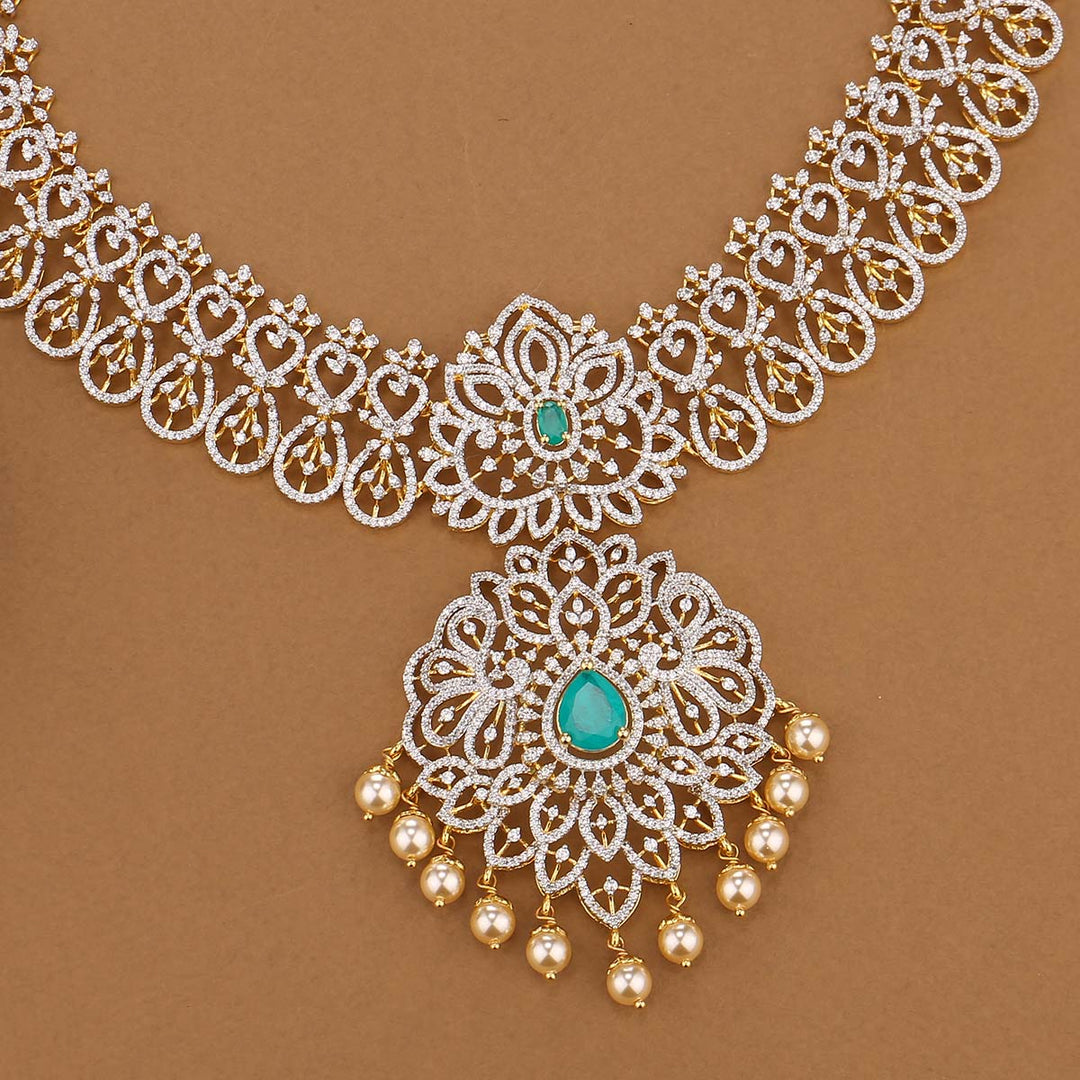 Pretty Avikam Long Necklace Set