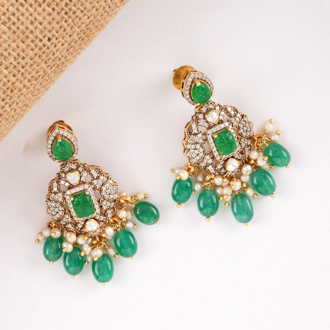 Shinning Victorian Choker Set