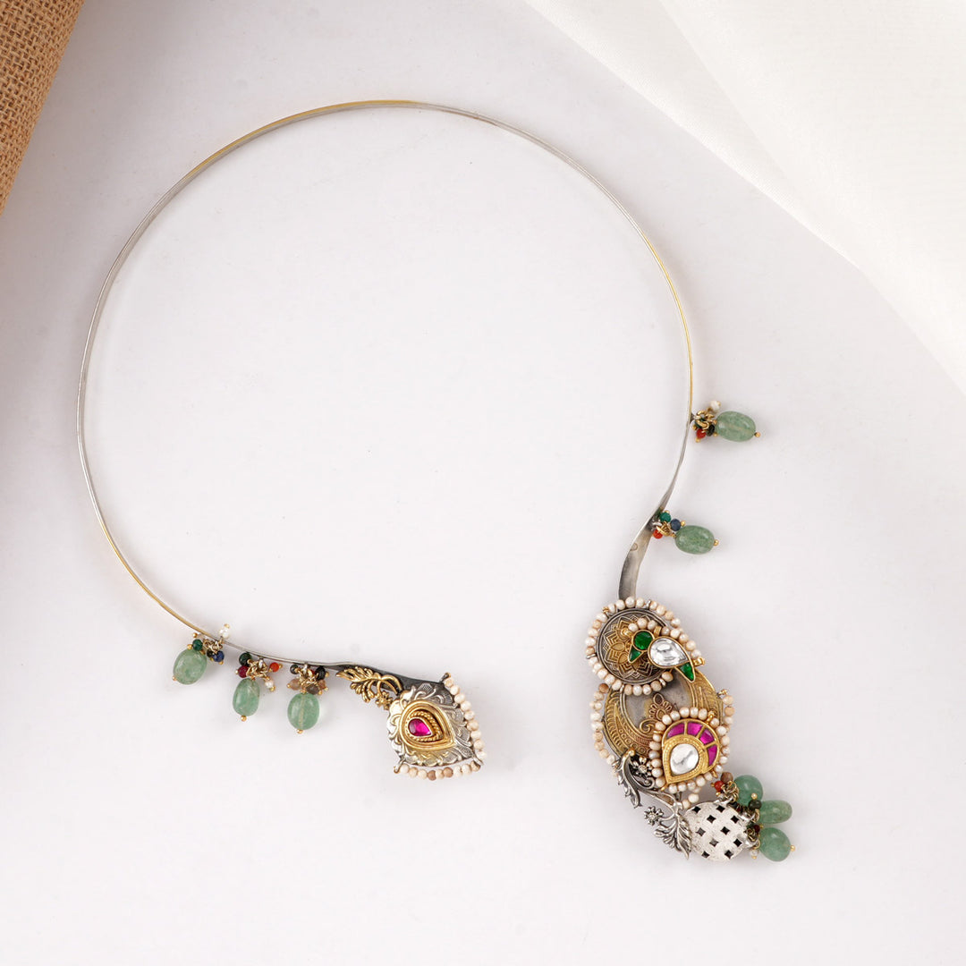 Unique Designed Short Necklace