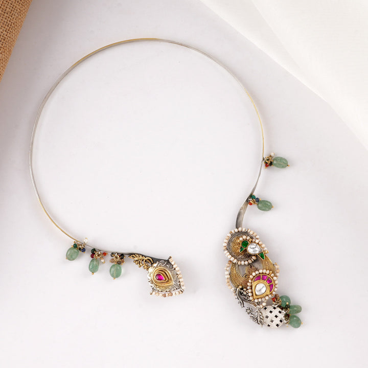 Unique Designed Short Necklace