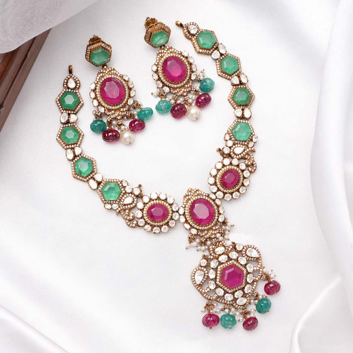 Marvellous Long Necklace Set