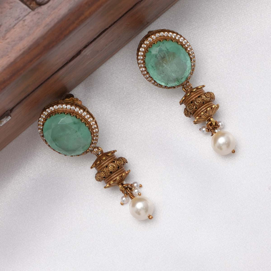 Dhivya Short Necklace Set