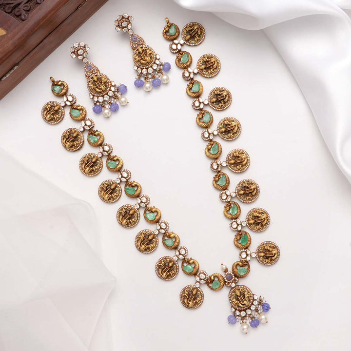 Mesmerizing Long Necklace Set