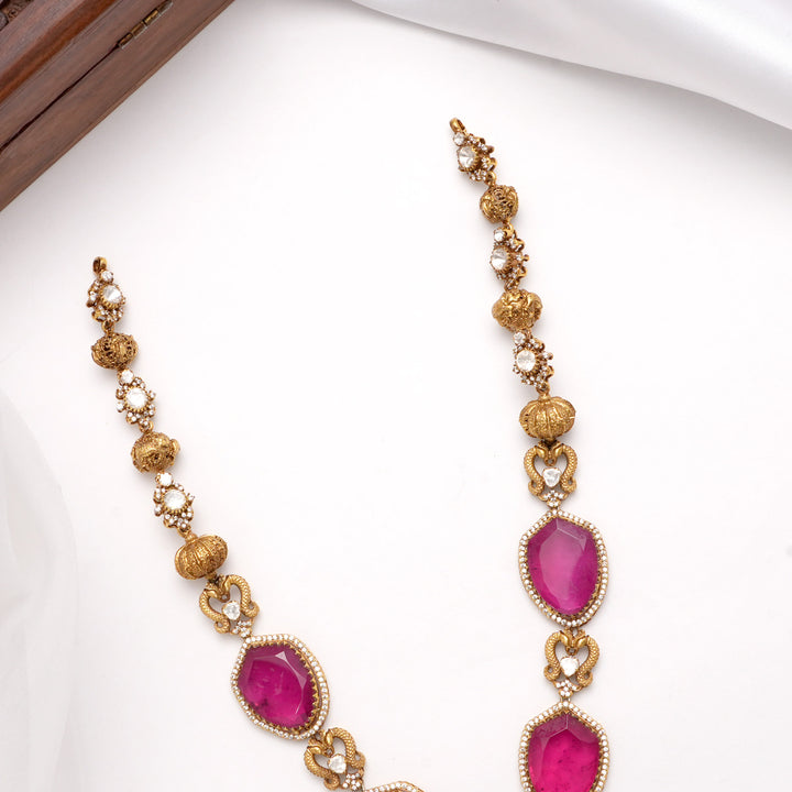 Belinda Long Necklace Set