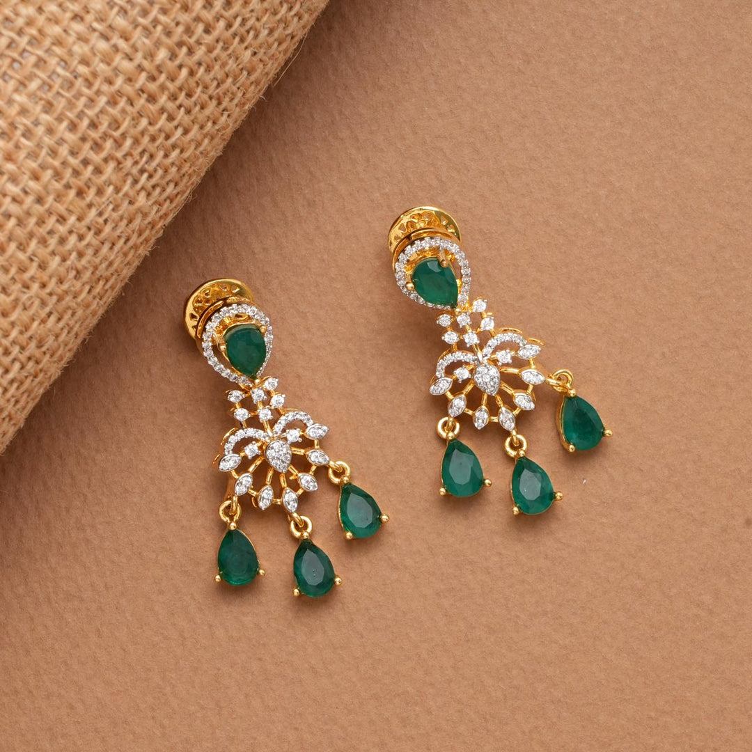 Akshara Avikam Necklace Set