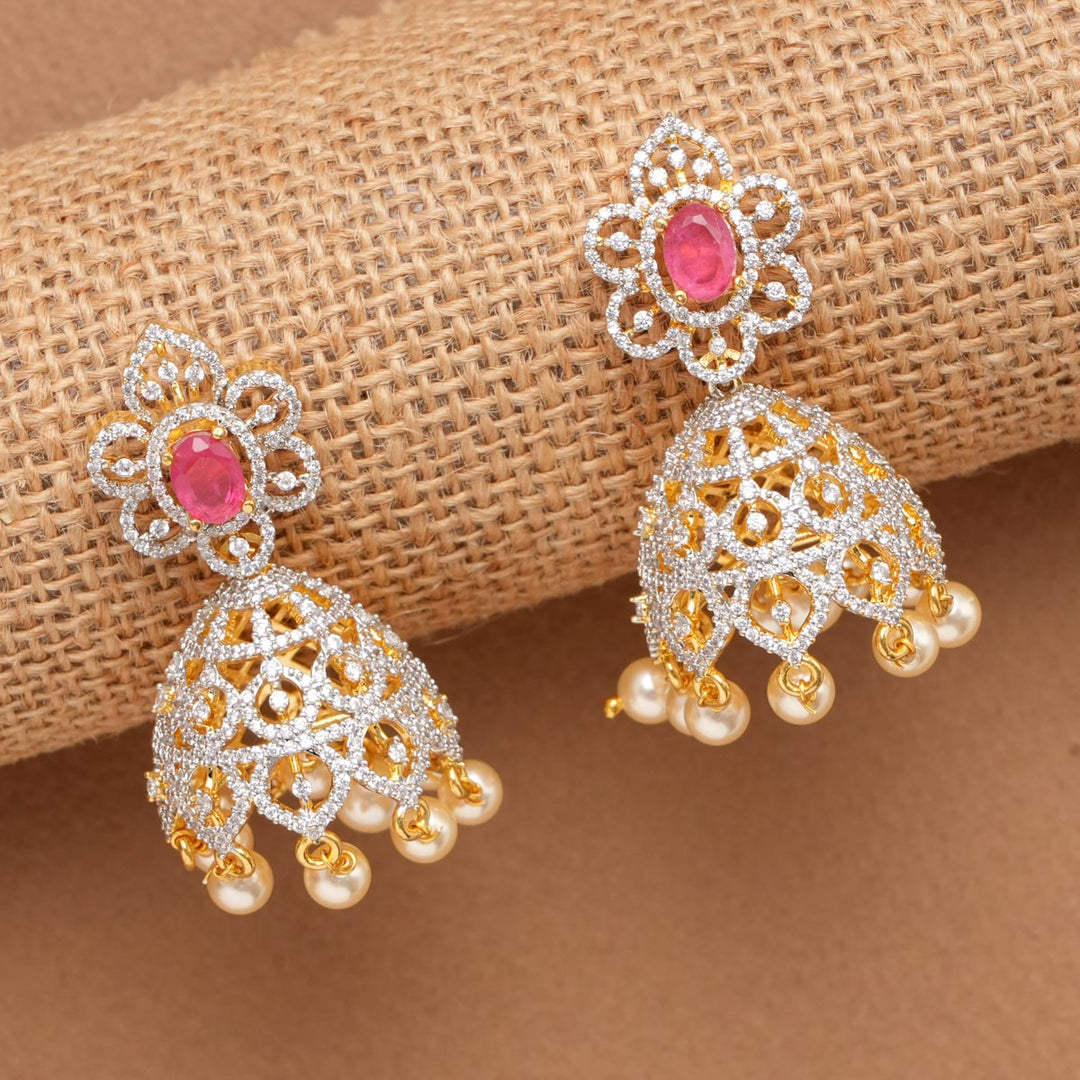 Yashitha Avikam Necklace Set