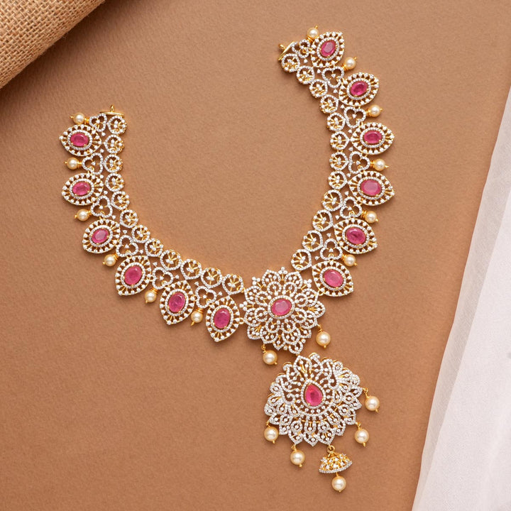 Yashitha Avikam Necklace Set