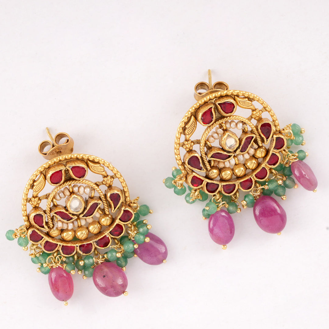 Tapestry Tales Short Necklace Set