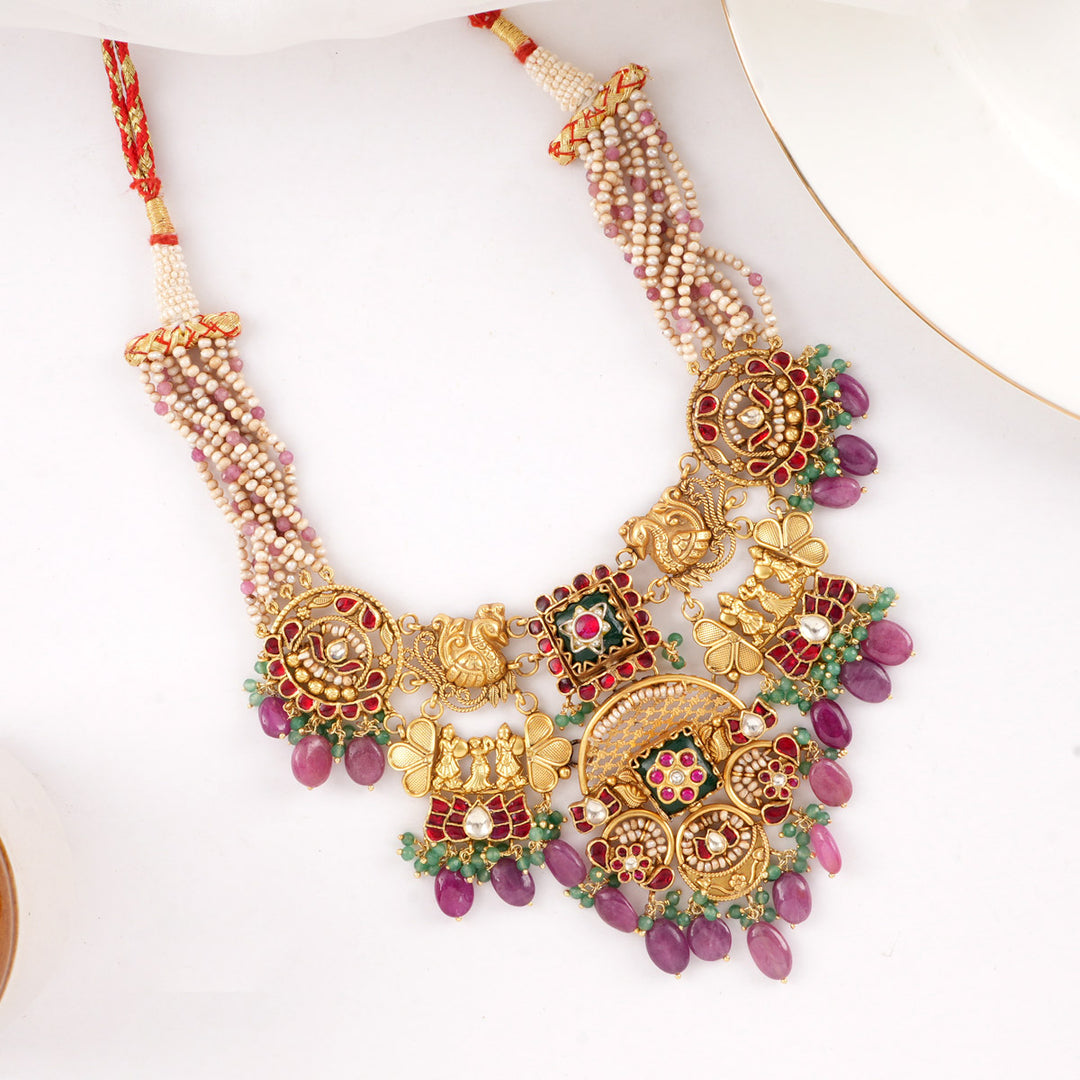 Tapestry Tales Short Necklace Set