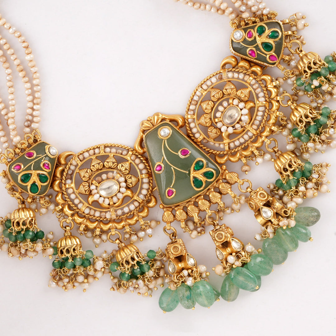 Unique Charm Short Necklace