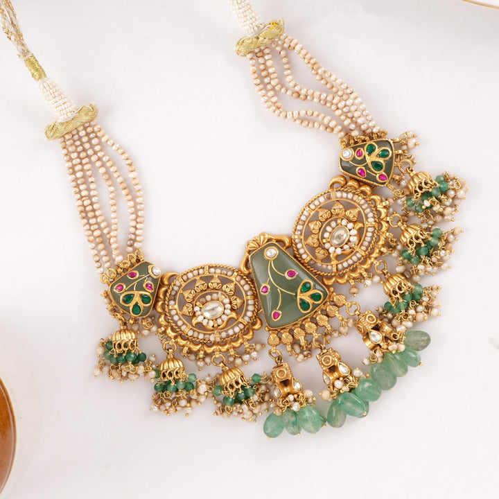 Unique Charm Short Necklace