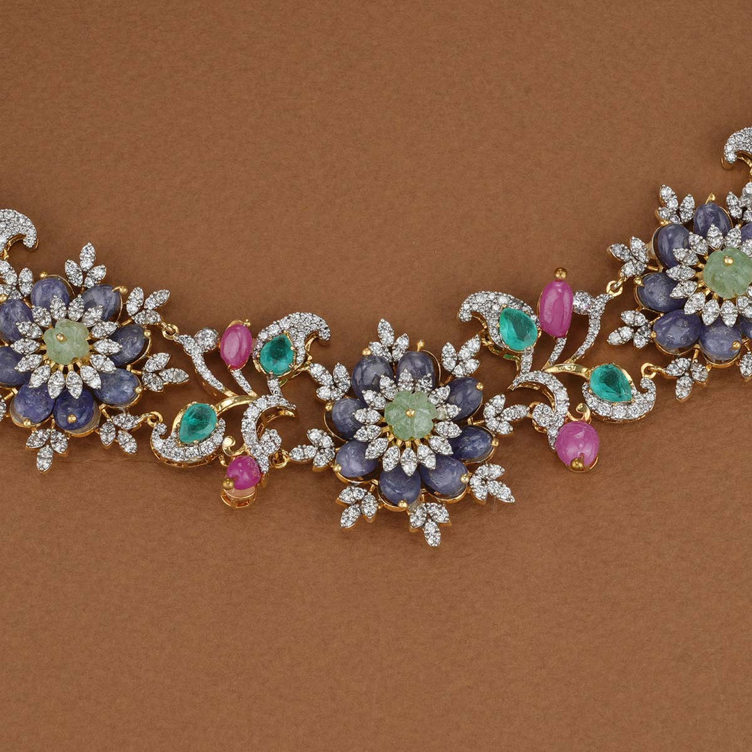 Pretty Floral Avikam Choker