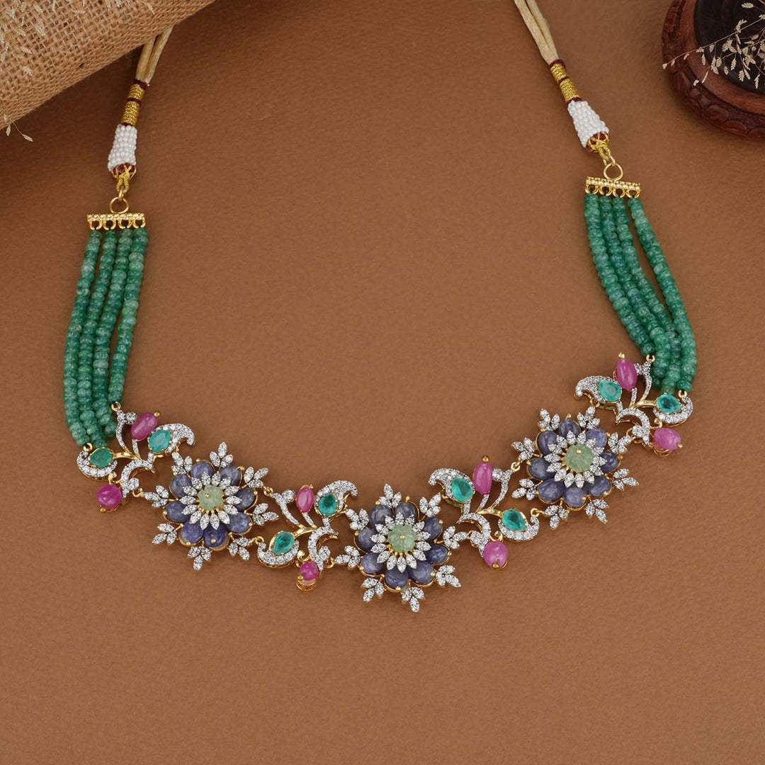 Pretty Floral Avikam Choker