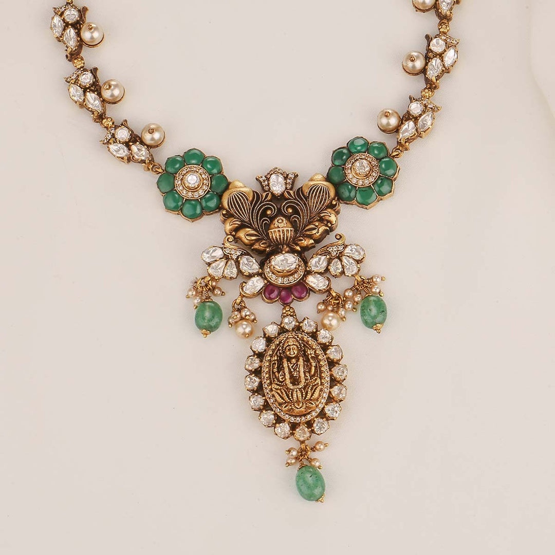 Shinning Deep Nagas Short Necklace
