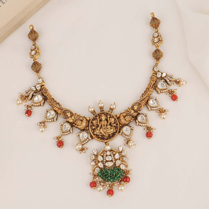Glowing Deep Nagas Short Necklace