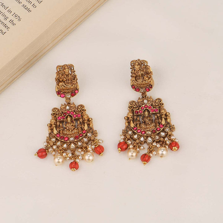 Temple Glow Lakshmi Short Necklace Set