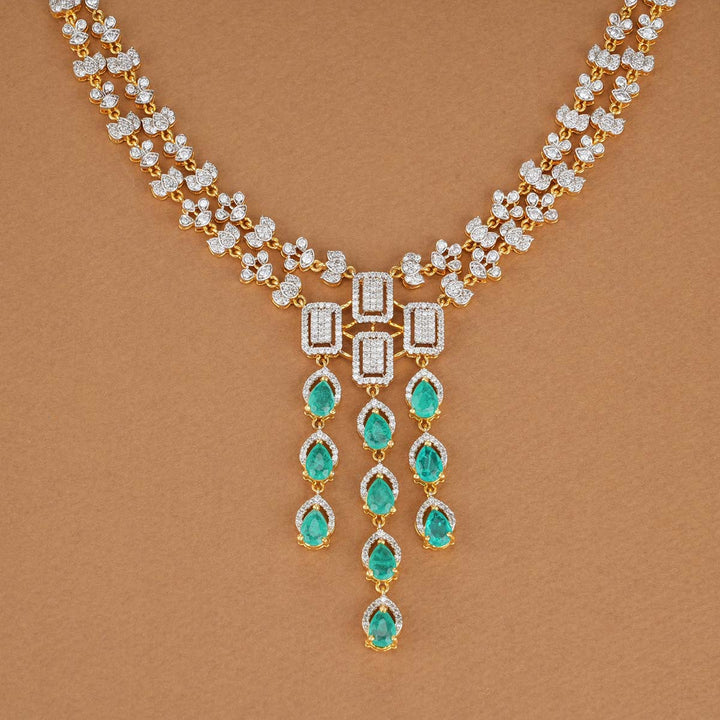 Glittering Avikam Necklace Set