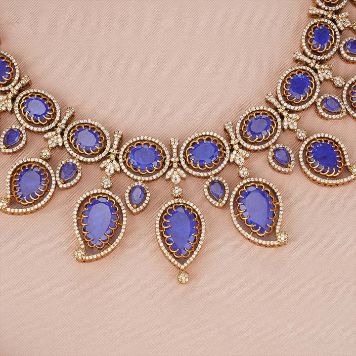 Ziyan Victorian Short Necklace Set