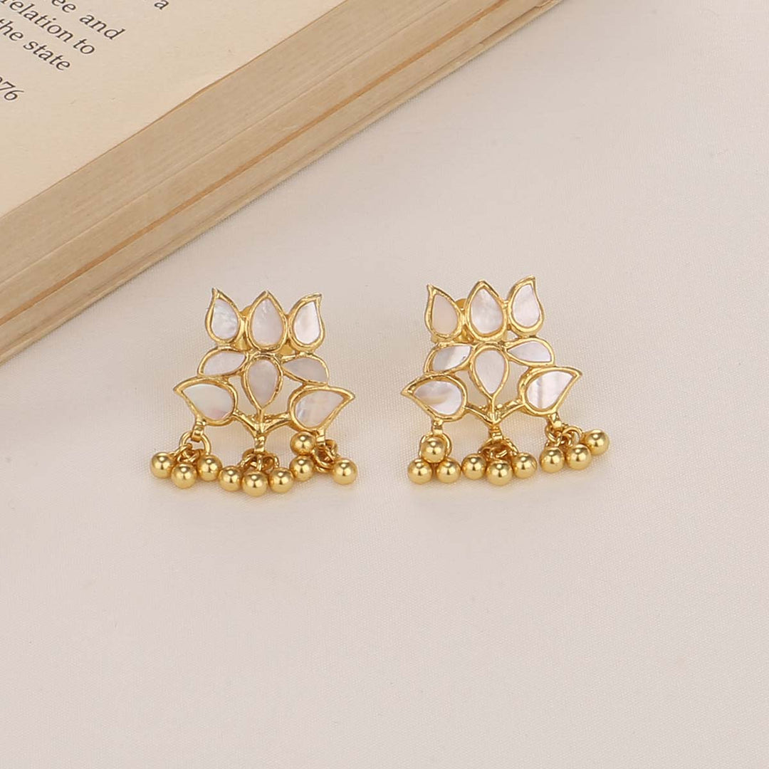 Attractive Long Necklace Set