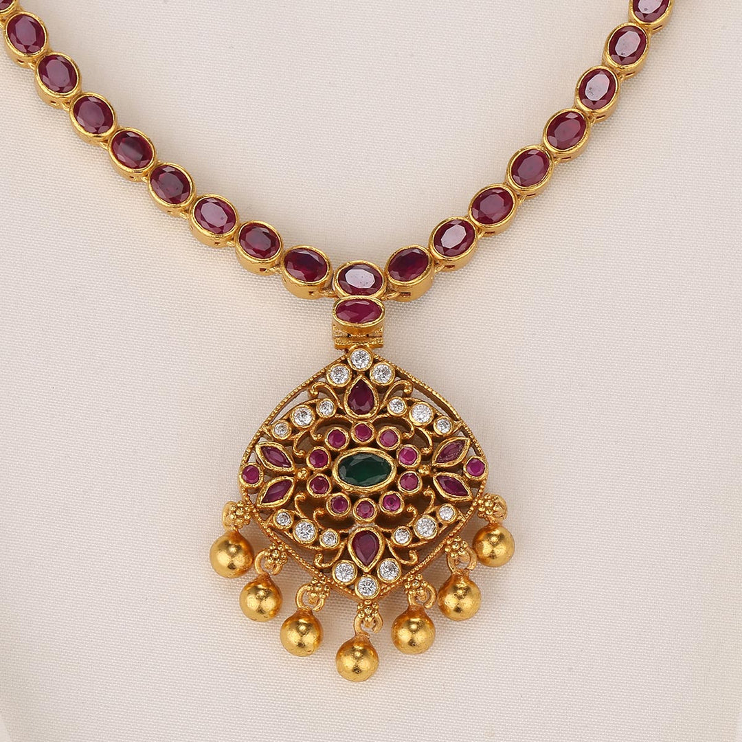 Yaritha Reversible Short Necklace