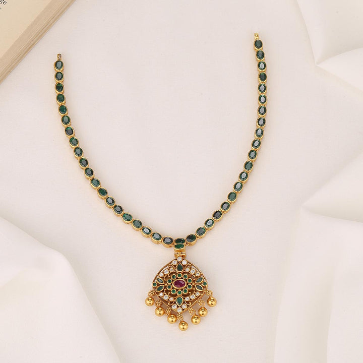 Yaritha Reversible Short Necklace