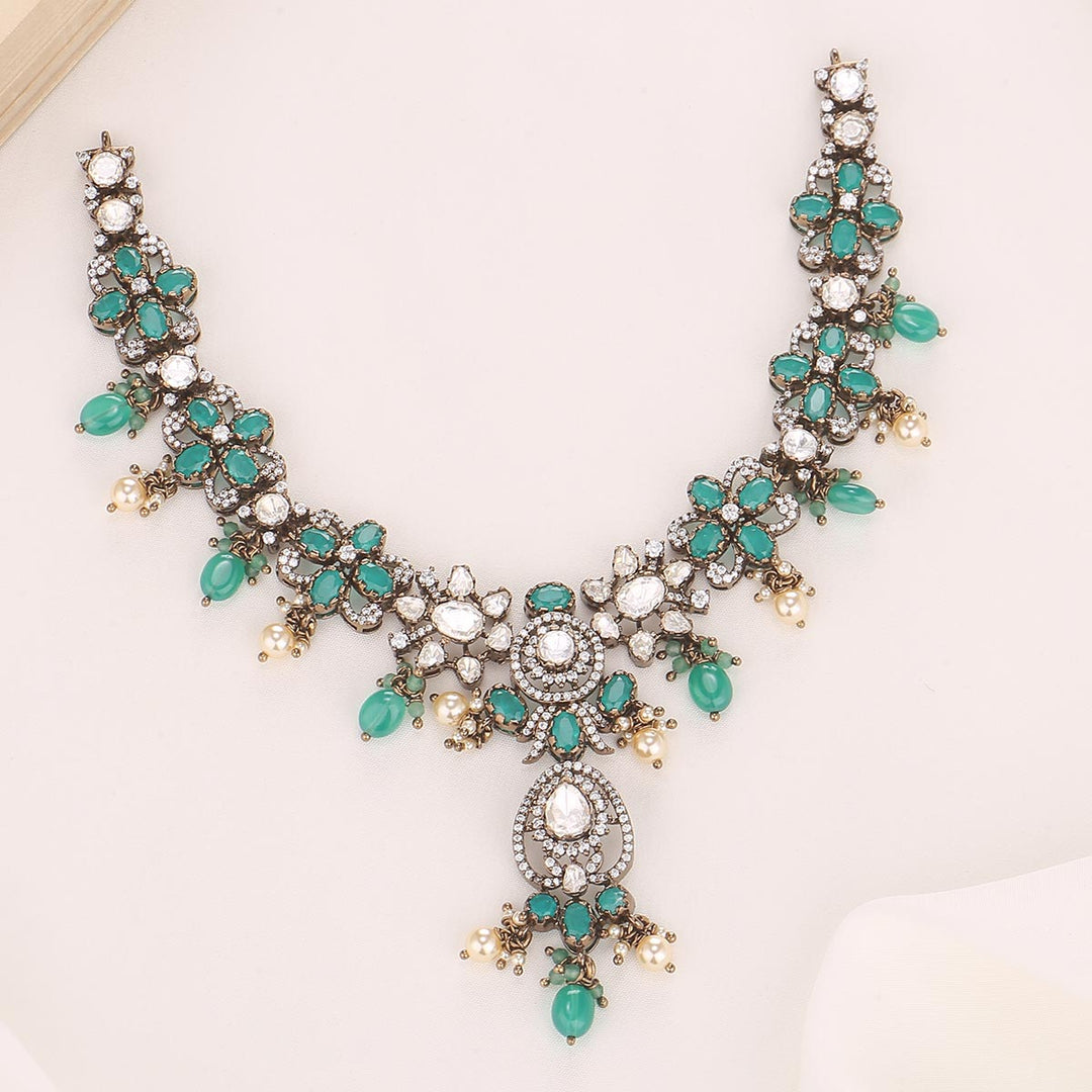 Unique Victorian Short Necklace Set