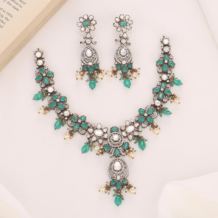 Unique Victorian Short Necklace Set