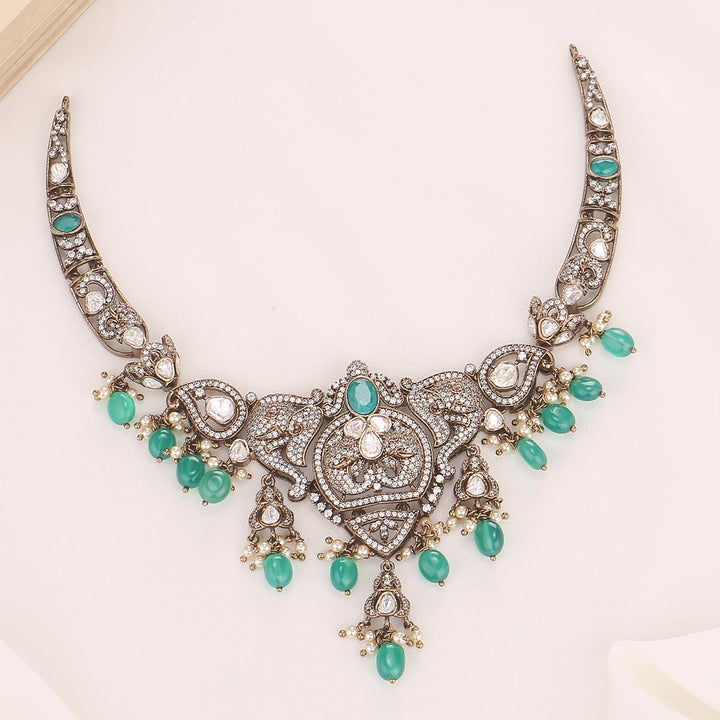 Gleaming Victorian Short Necklace Set