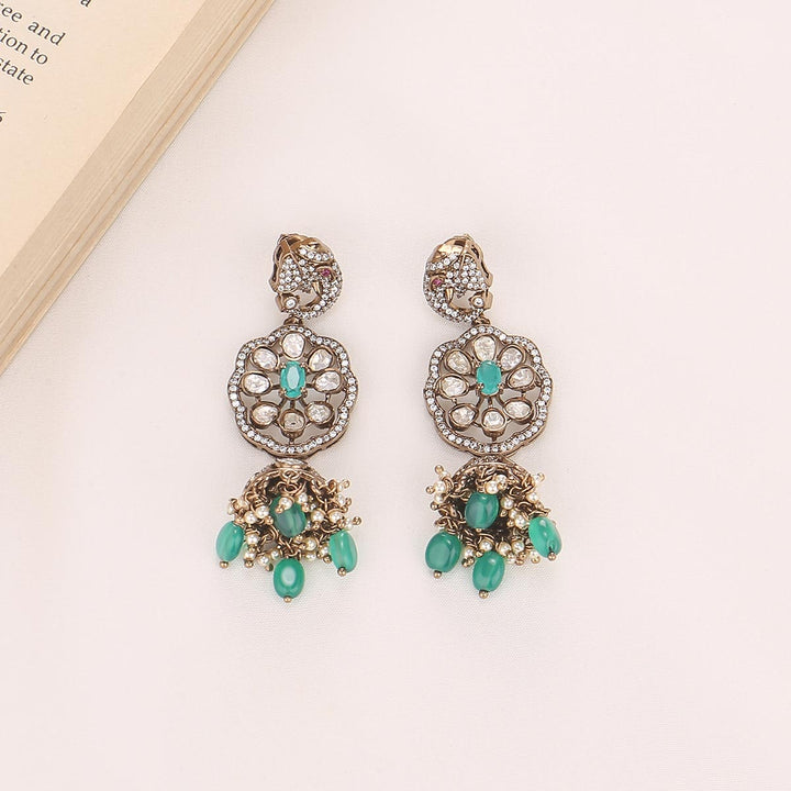 Shine & Charm Victorian Short Necklace Set