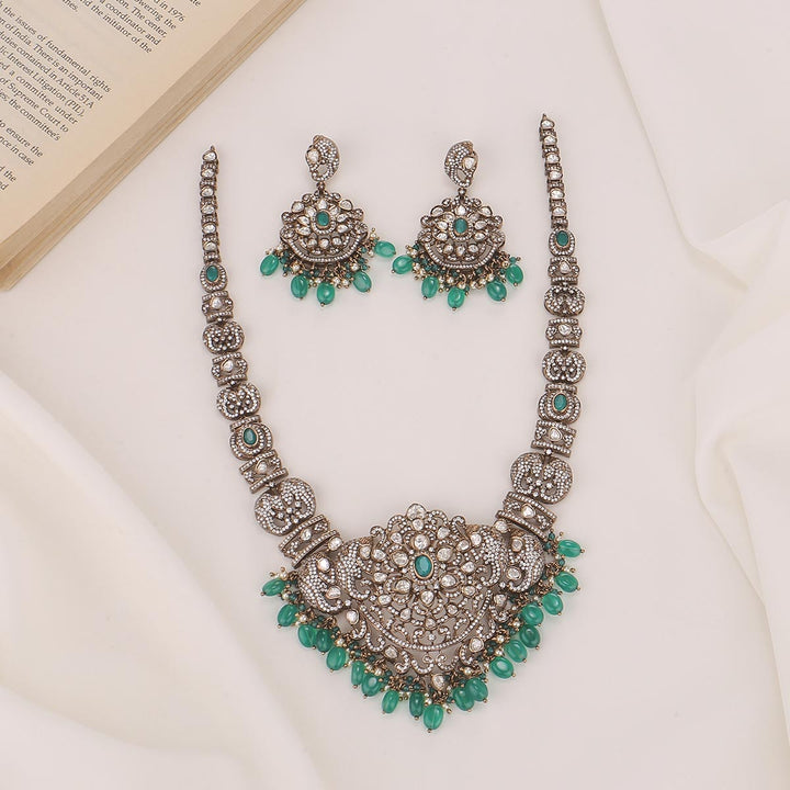 Vinishali Victorian Long Necklace Set
