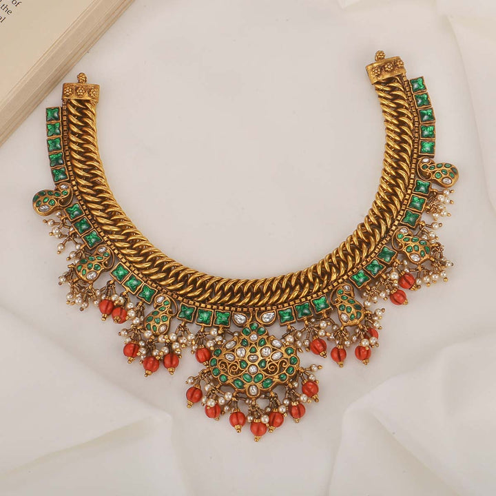Dhekshali Reversible Nagas Short Necklace