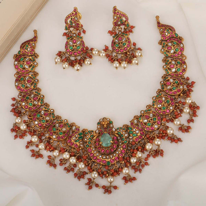 Traditional Short Necklace Set
