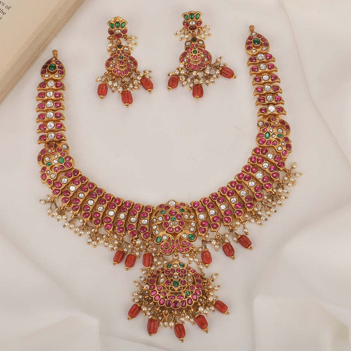 Nikithani Short Necklace Set
