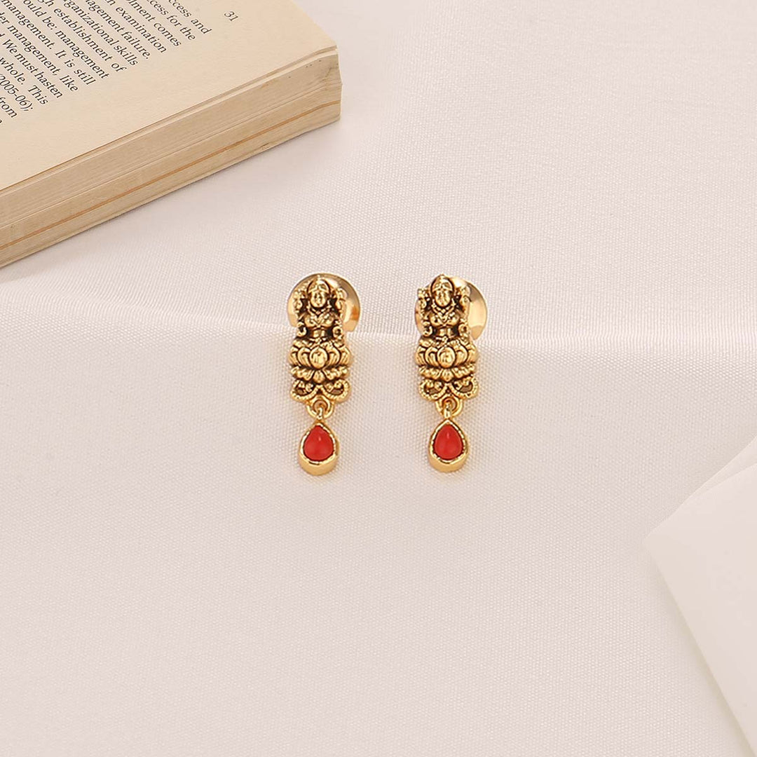 Elegant Short Necklace Set