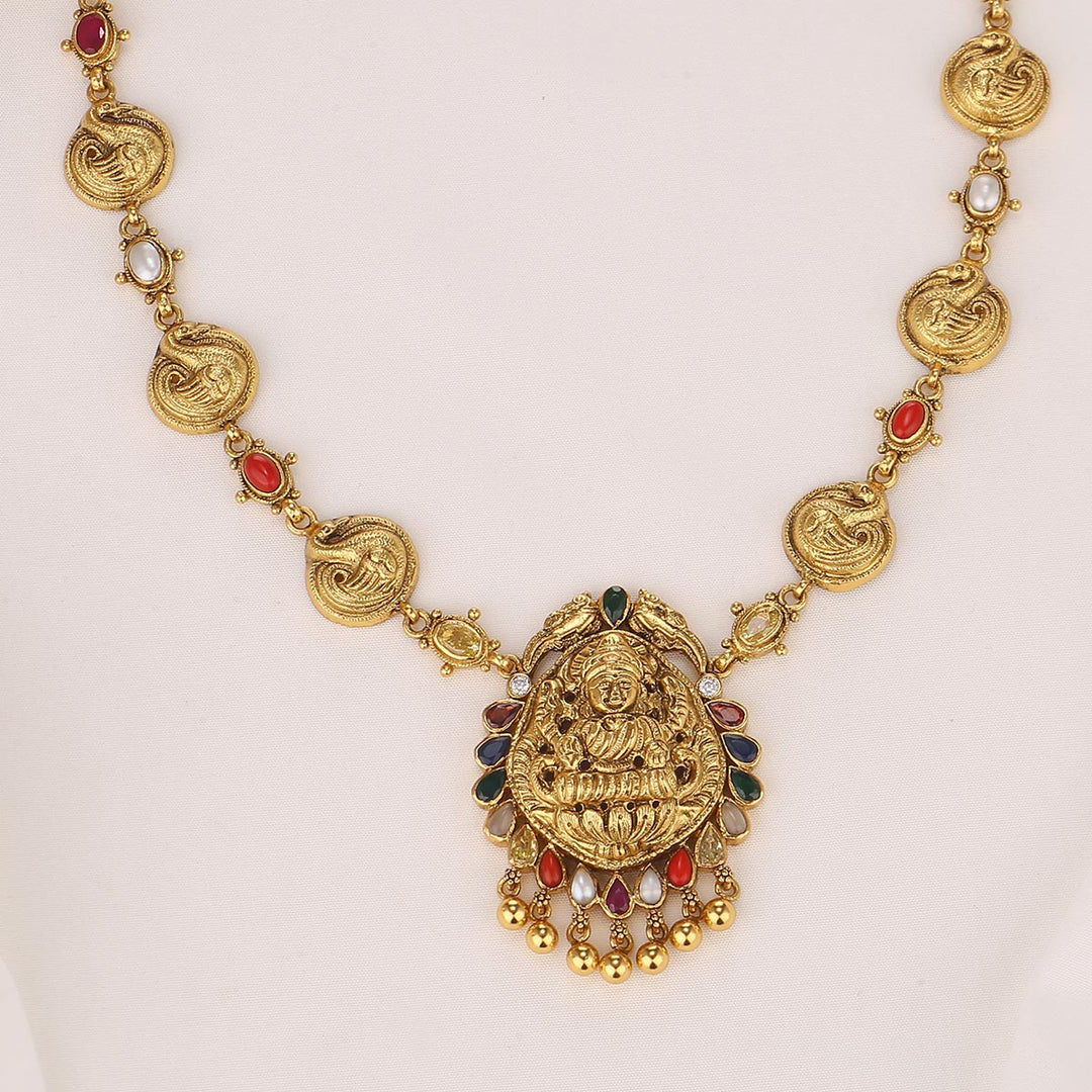 Ovisha Nagas Short Necklace
