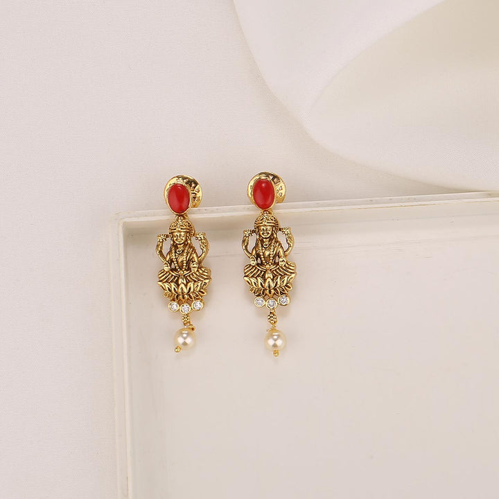 Mehal Short Necklace Set