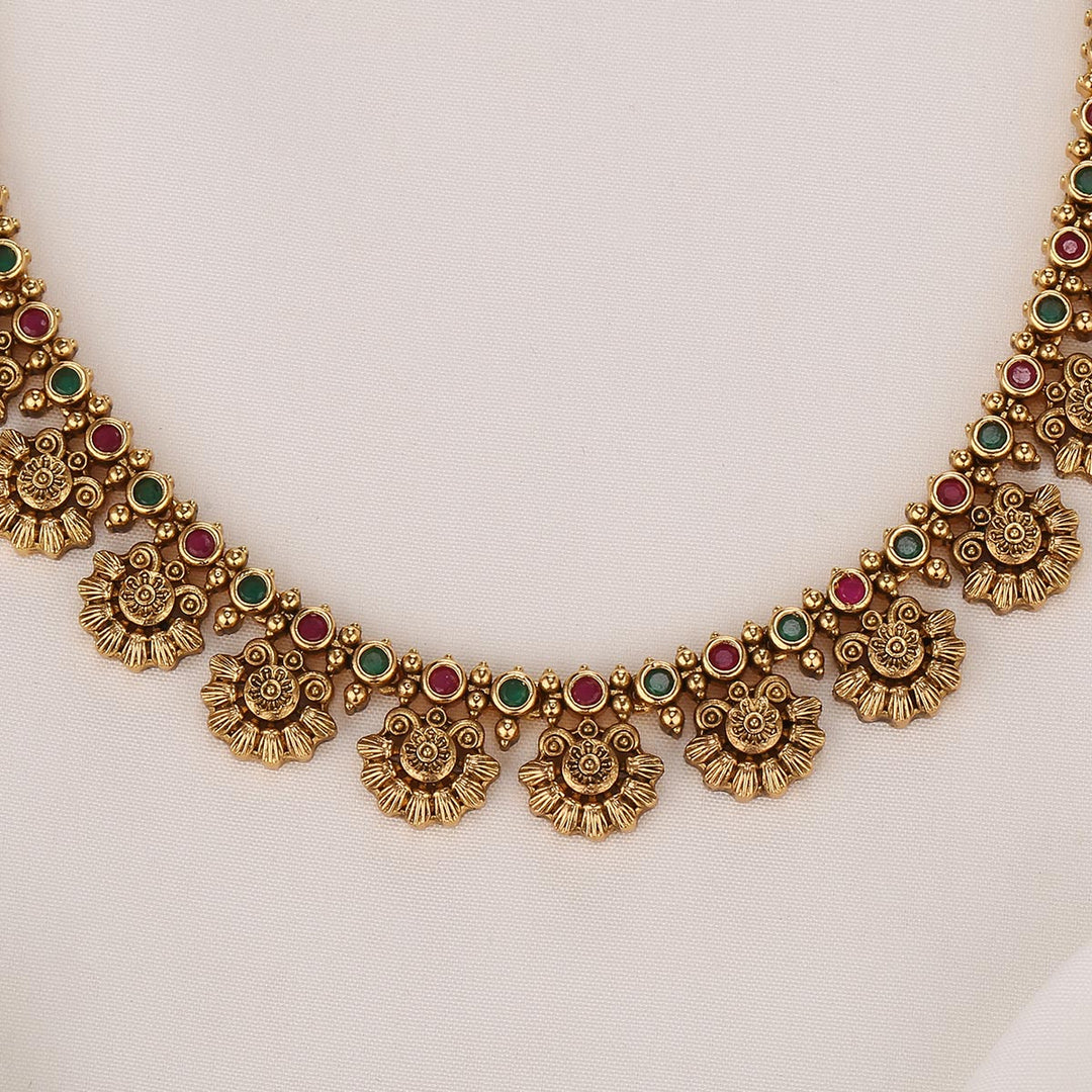 Aarya Short Necklace Set