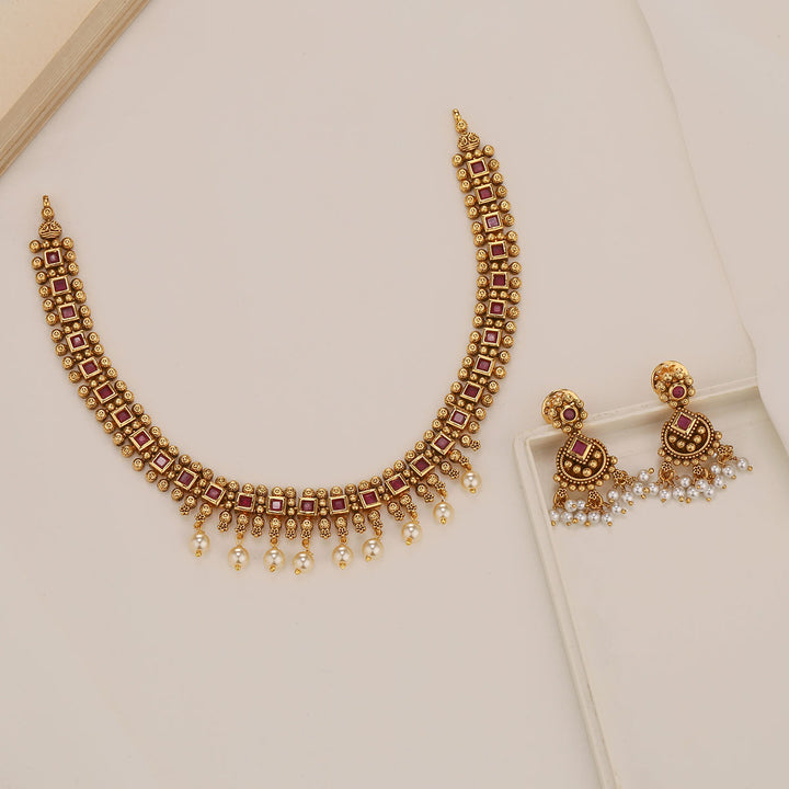 Haritha Short Necklace Set